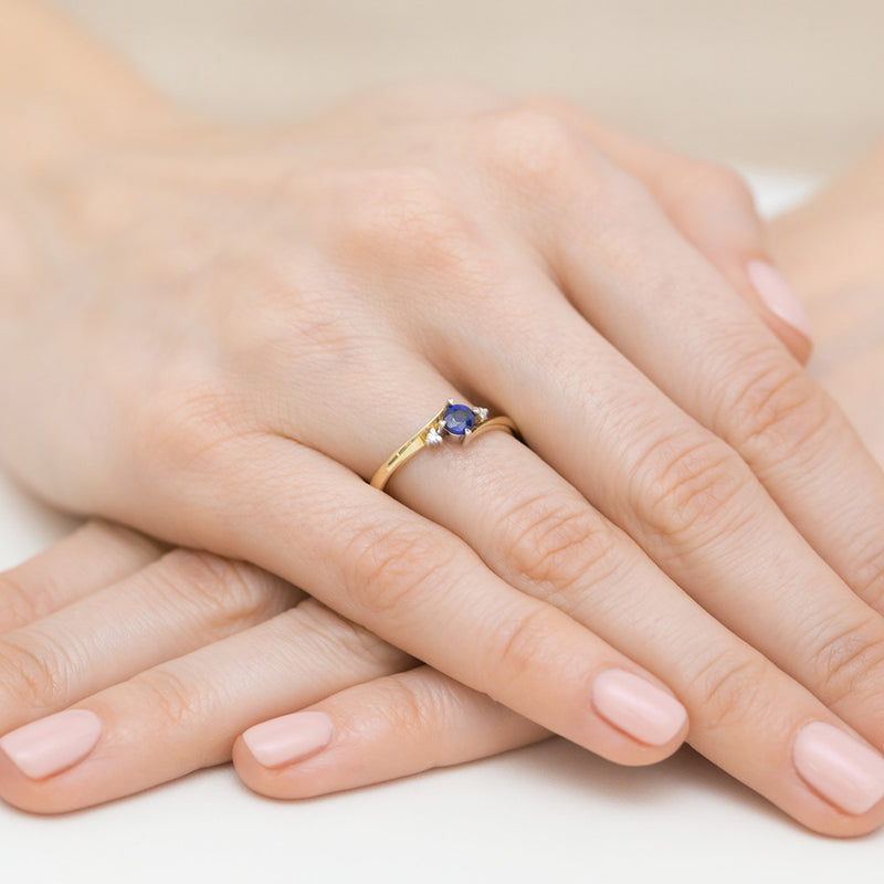 Inel Aur 14K cu Safir 0.30 ct si Diamante Naturale 0.03 ct, imaginea 3 din 5