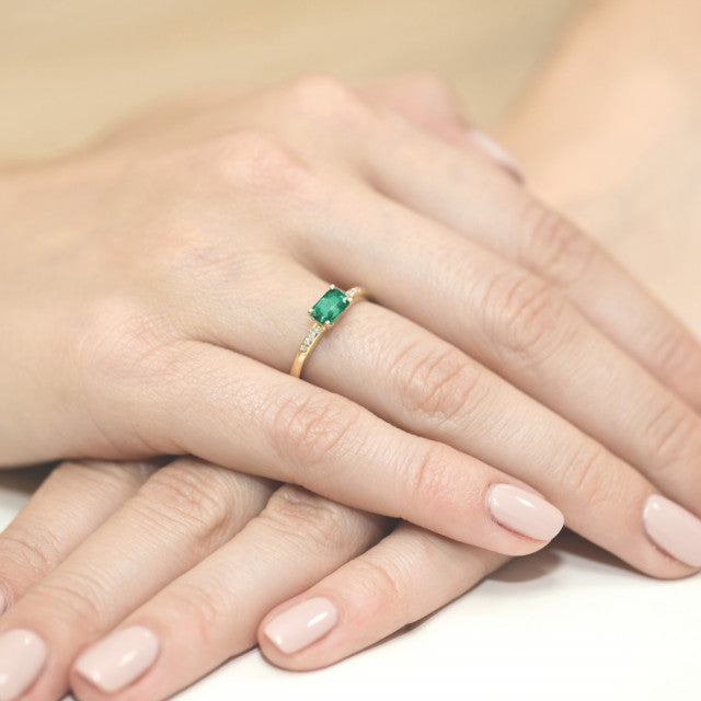 Inel Aur 14K cu Smarald 0.40 ct si Diamante Naturale 0.03 ct, imaginea 4 din 11