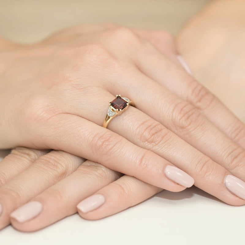 Inel Aur 14K cu Granat 1.30 ct si Diamante Naturale 0.06 ct, imaginea 4 din 12